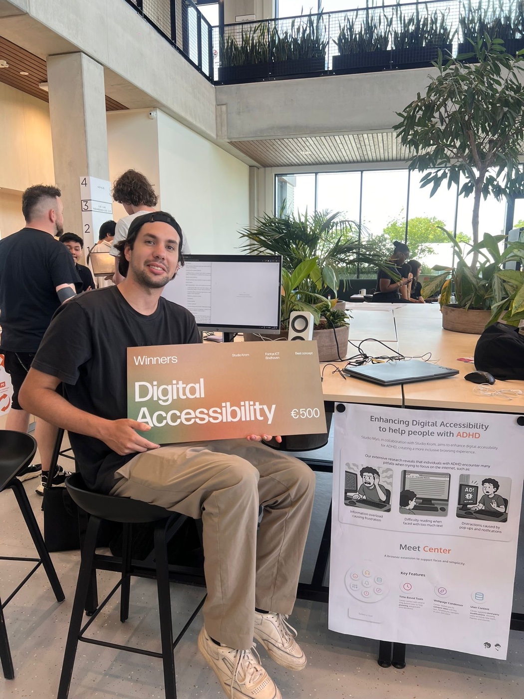 Fontys hackathon — first place, €500